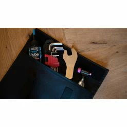 Hiplok Flipstand Portable Workstand 23 Hiplok Flipstand Portable Workstand -Promos SUPPORTS VÉLO Boutique Hiplok Flipstand Portable Workstand Bike Stands All Black FS1AB 8